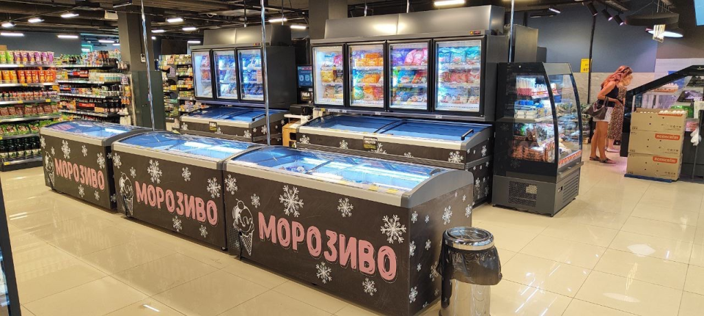 холодильне обладнання для магазину