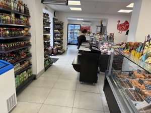 холодильники для мясного магазину