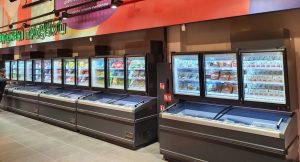 морозильна шафа над бонету