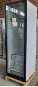 холодильна шафа в магазин