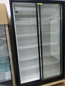 холодильна шафа в магазин