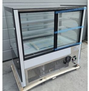 кондитерська вітрина недорога