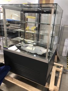 кондитерська вітрина в кафе