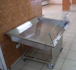 стіл для риби